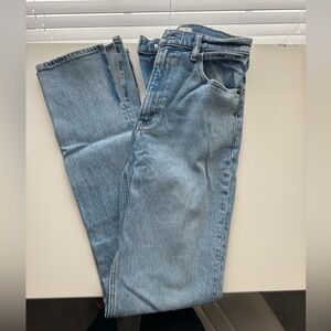 The 90s straight ultra high rise jeans-split hem